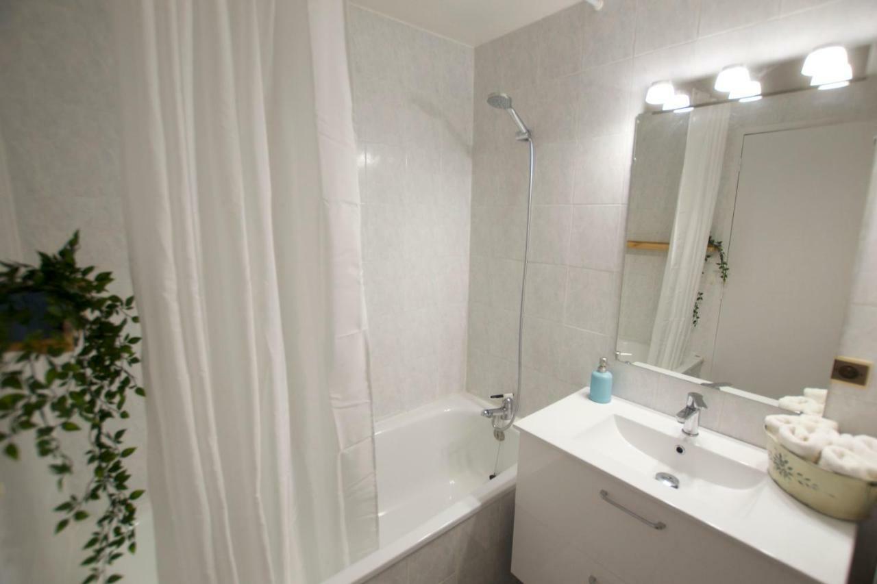 Apartamento Els Vinyals Estavar Ngoại thất bức ảnh